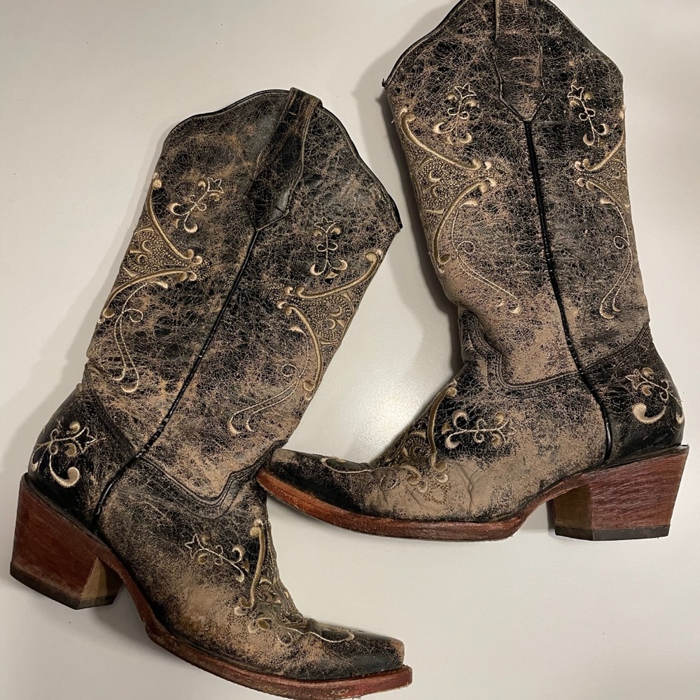Circle G diamond embroidered cowgirl cowboy boots, style# L5078, size 8